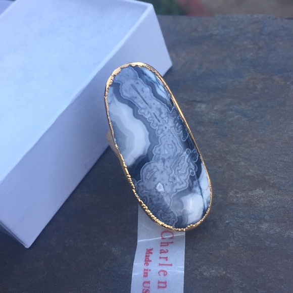 New Charlene K agate ring gold plated adjustable - Picture 4 of 8